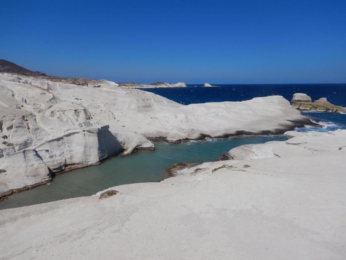 Christos Rooms Milos Adamantas Exterior photo